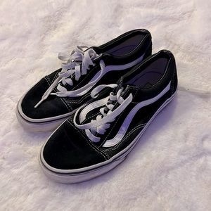 Vans Old Skool Mens 5.5 Women’s 7 Black & White
